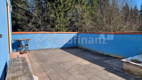 große Terrassenfläche - 