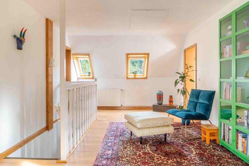 Geräumiger Flur, Dachgeschoss - 