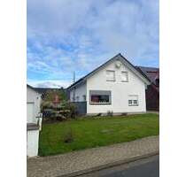 Wohnen in Steinheim-Bergheim - modernes Haus in ländlicher Umgebung