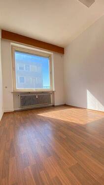 Raum Nr. 10 - 1 Zimmer Büro zur Miete in Freilassing