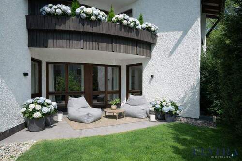 Private Sonnenterrasse mit Garten - 