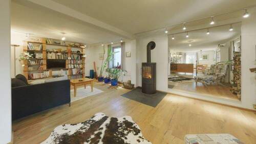 Wohnzimmer Hauptwohnung - 