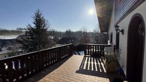 Blick vom Balkon - Einfamilienhaus mit 100,00 m&sup2; in Oederan zum Kaufen