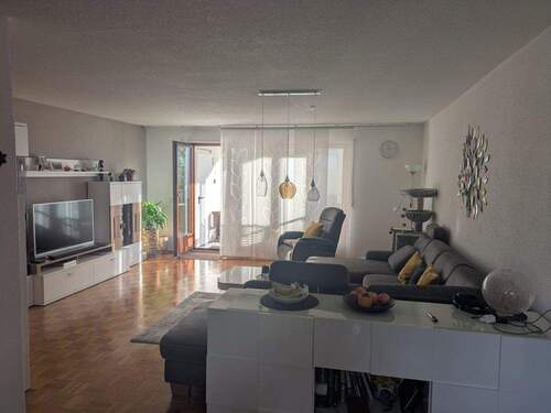 Wohnzimmer - Etagenwohnung mit 99,70 m&sup2; in Emmingen zum Kaufen