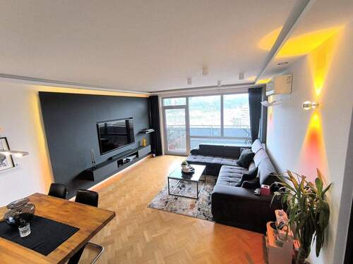 Wohnzimmer - 3 Zimmer Etagenwohnung in Saarbrücken