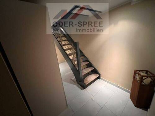 Treppe in den Keller - 