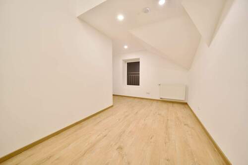 Schlafzimmer - Etagenwohnung mit 77,00 m&sup2; in Gangkofen zum Kaufen