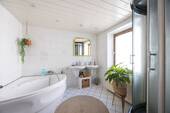 Badezimmer im Obergeschoss - 