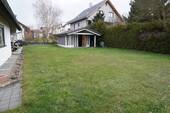 Garten - 7 Zimmer Mehrfamilienhaus, Wohnhaus zum Kaufen in Ehingen
