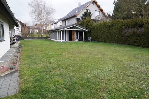 Garten - 7 Zimmer Mehrfamilienhaus, Wohnhaus zum Kaufen in Ehingen