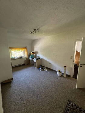 Zweites Zimmer (Büro) - 