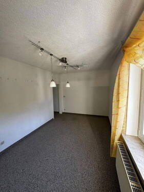 Drittes Zimmer (Esszimmer) - 