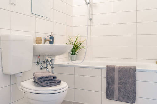 Bad Vergleichswohnung - Etagenwohnung mit 36,30 m² in Chemnitz zur Miete