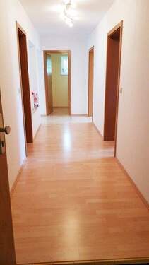 Flur Wohnung - 3 Zimmer Etagenwohnung zum Kaufen in Tuttlingen