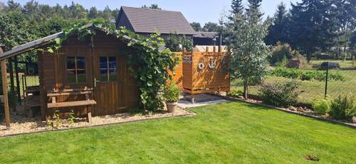 Gartenhaus mit Außendusche - 