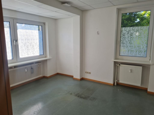 Blick in einen Raum - Etagenwohnung mit 108,00 m² in Homberg/Efze zur Miete