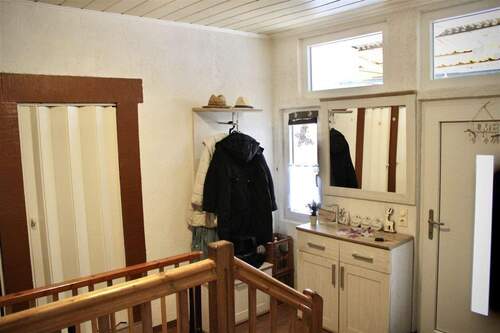 Hauseingang - 7 Zimmer Mehrfamilienhaus, Wohnhaus zum Kaufen in Sinsheim