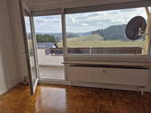 Blick aus dem Wohnzimmer - 2 Zimmer Etagenwohnung zum Kaufen in Furtwangen