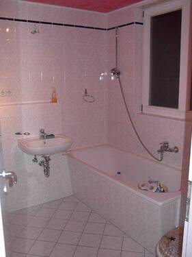 Badezimmer.JPG - 