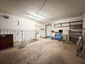 Garage - 