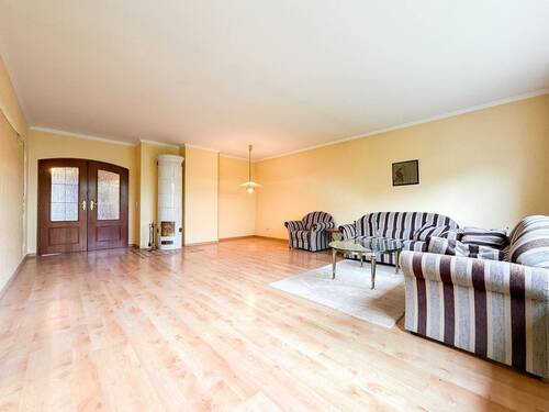 Wohn- und Esszimmer - 