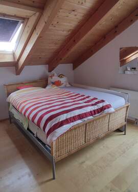 I Schlafzimmer.jpg - ruhig und möbliert in Freimann zur Zwischenmiete