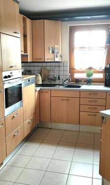 EBK - Etagenwohnung mit 80,00 m&sup2; in München zur Miete