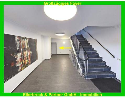 Foyer - 
