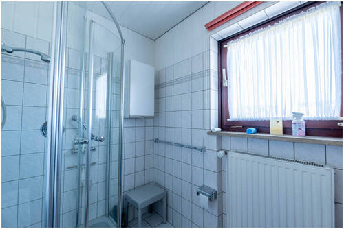 Duschbad im Erdgeschoss - 