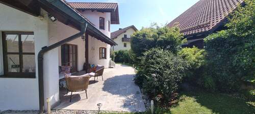 Hausansicht, Garten (2).jpg - 