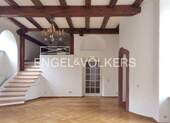 Wohnbereich mit Galeriezimmer - 