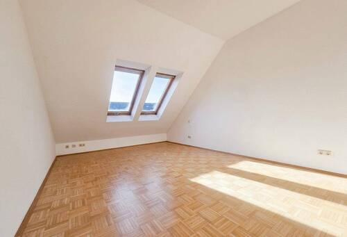 Schlafzimmer - 3 Zimmer Etagenwohnung zum Kaufen in Frankfurt am Main