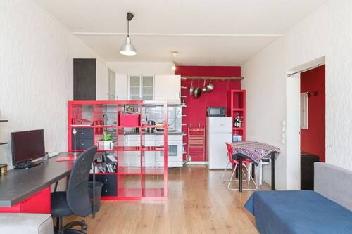 Wohnzimmer - 2 Zimmer Etagenwohnung zum Kaufen in Berlin