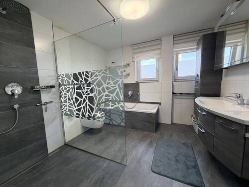 EG, Badezimmer.JPG - 