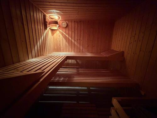 Sauna UG - 