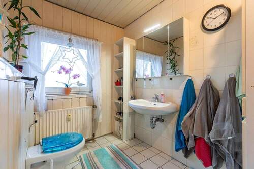 Badezimmer Erdgeschoss - 