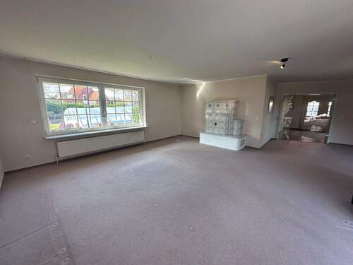 Wohnzimmer mit Kamin - 