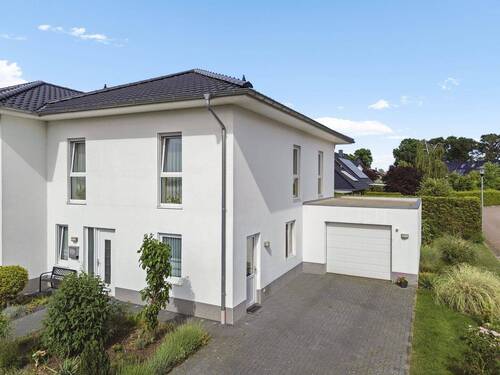 Außenansicht - Tolle Doppelhaushälfte in ruhiger & moderner Siedlung in Hunteburg!
