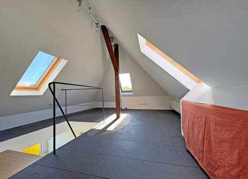 Ausgebauter Spitzboden (Keine WFL) - 