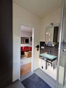 Badezimmer - Etagenwohnung mit 41,40 m&sup2; in Augsburg zur Miete