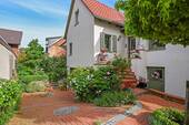 Haus Seitenansicht - 5 Zimmer Einfamilienhaus zum Kaufen in Erxleben