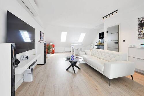 Studio im ausgebauten Dachgeschoss - 