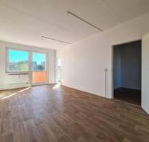 Helle Balkonwohnung mit modernem Wannenbad & Ausblick, Stellplatz mgl. - Freiberg