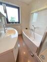 1. OG Tageslichtbad mit Badewanne & Dusche (1) #105643 - 