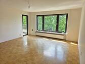 1. OG Heller & großzügiger Wohnraum mit Balkon- und Terrassenzugang (1) #111305 - 7 Zimmer Mehrfamilienhaus, Wohnhaus in Würzburg