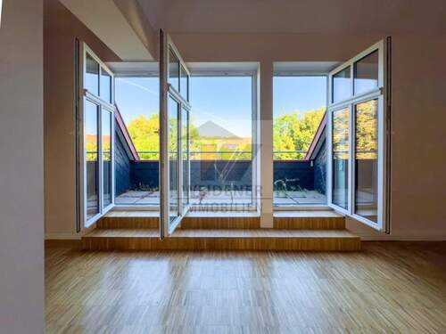 Kochbereich mit Balkonzugang - 