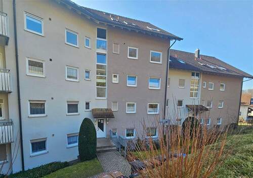 Ansicht Eingang - 3 Zimmer Etagenwohnung zum Kaufen in Heidenheim an der Brenz