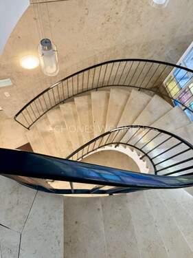  Treppenaufgang WC - 