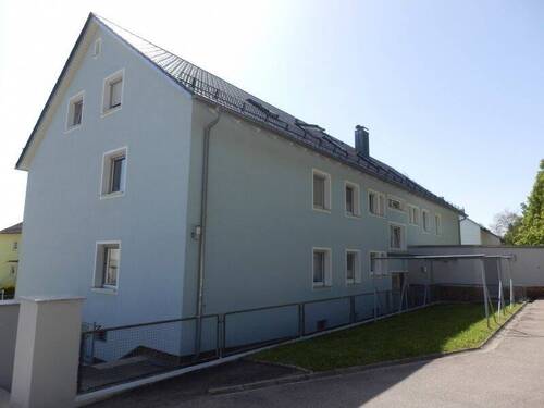 Bild 2 - 3 Zimmer Etagenwohnung zur Miete in Lappersdorf