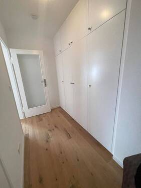 Flur - 1 Zimmer Etagenwohnung in Unterhaching